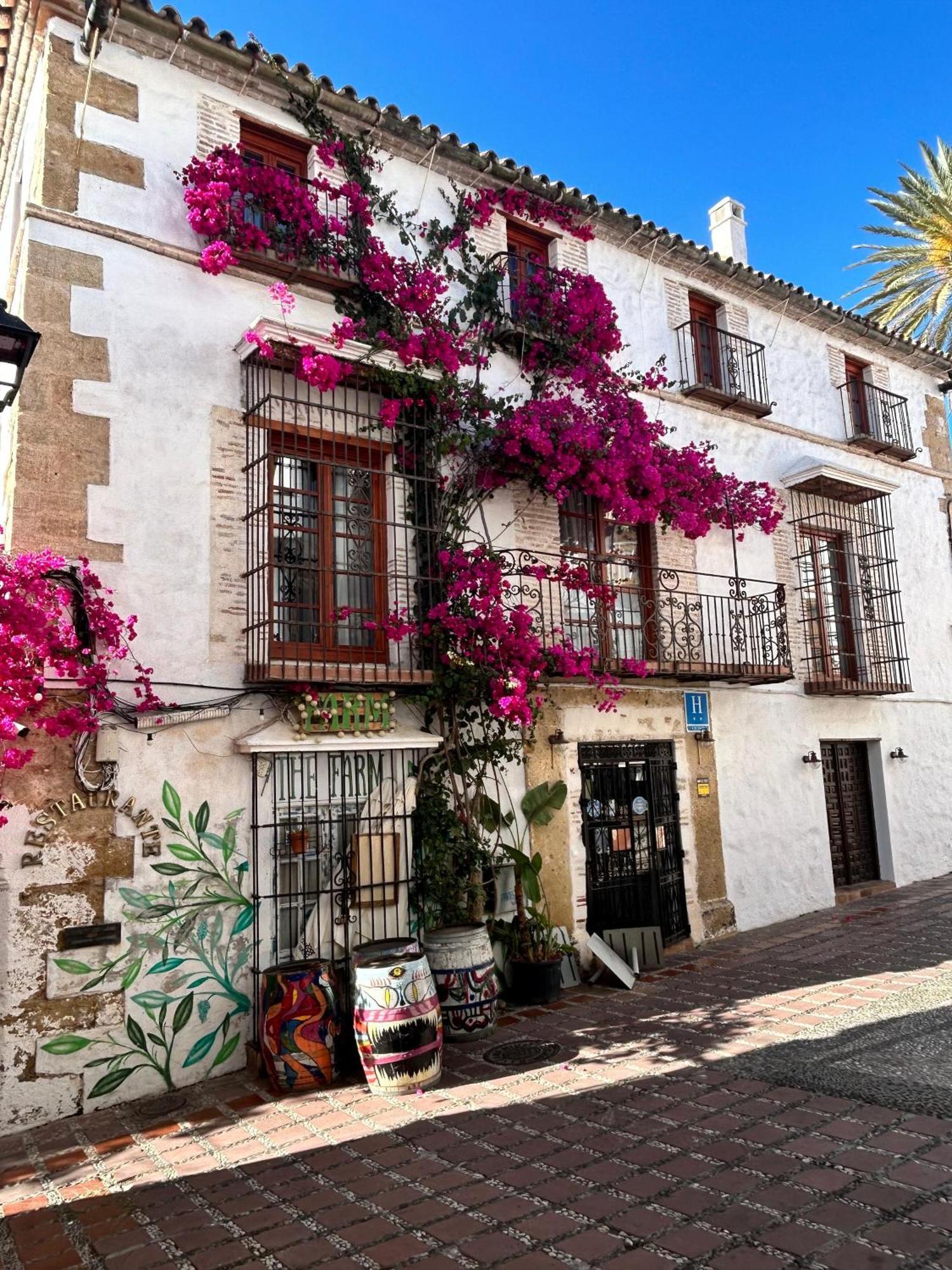 The Old House Marbella Hotell Exteriör bild